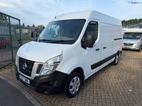 NISSAN NV400